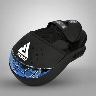 Pattes d'ours de boxe et MMA en noir et bleu pour l'entraînement de précision #couleur_bleu